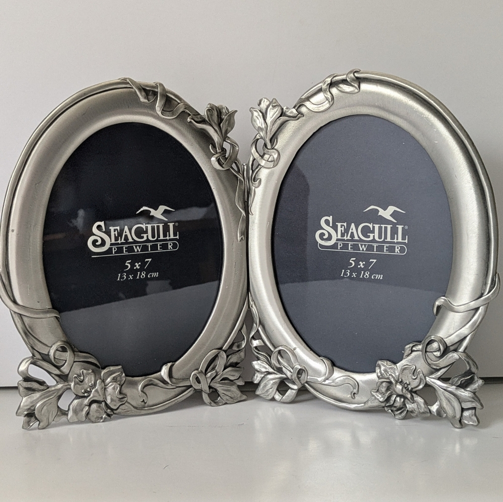 Vintage Seagull Pewter Hinged Double Oval Photo Picture Frame Floral Cottagecore